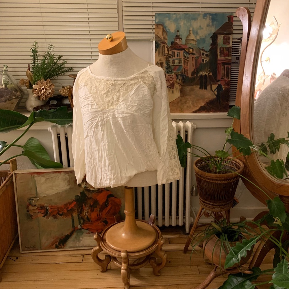 Lace long sleeve